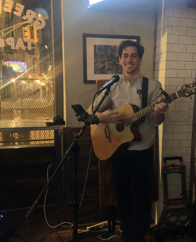 Acoustic Guitarist Underwriter